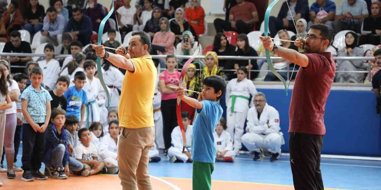 Gsb Spor Okulları Develi’de Başladı