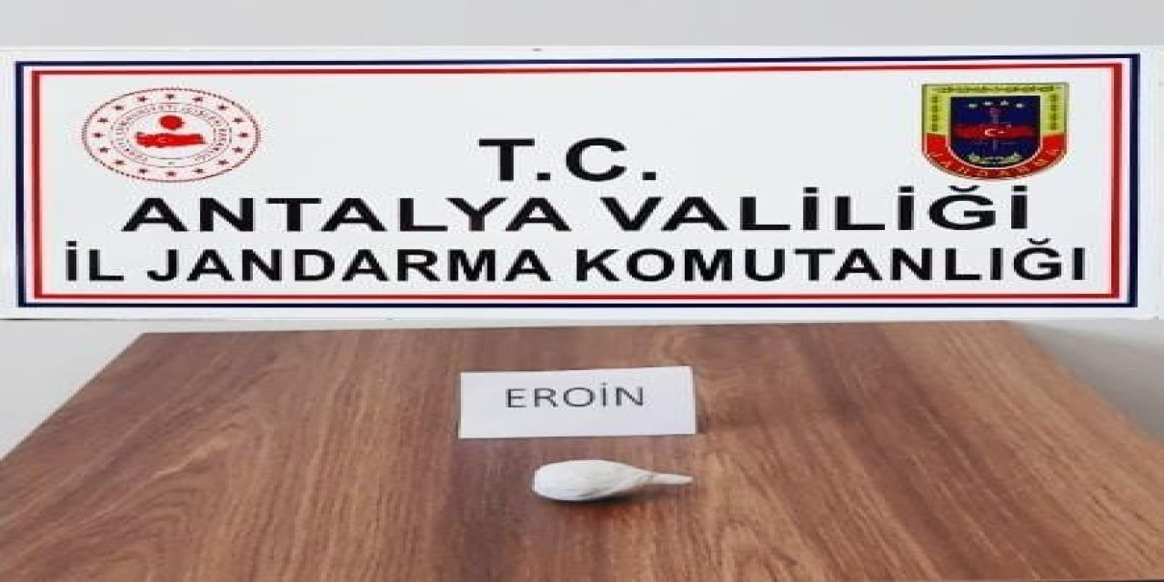 Yolcu Üzerinde 18 Gram Eroin Ele Geçirildi