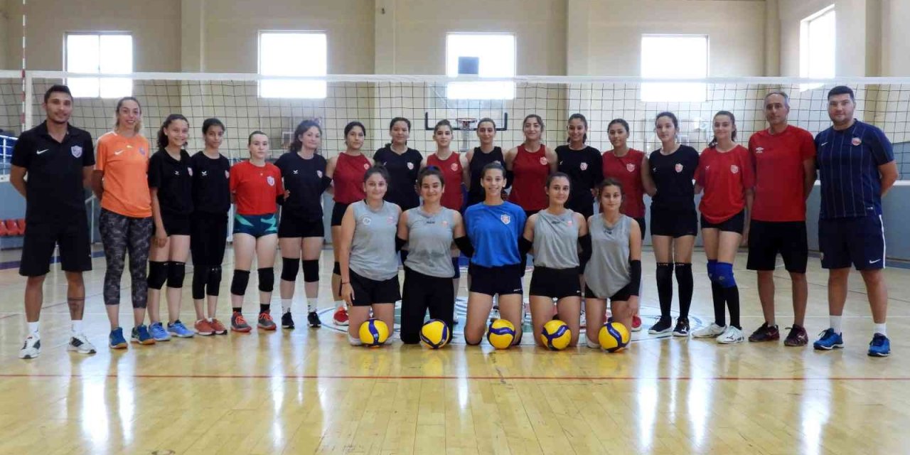 Kepez’in Sultanları Yola Erken Çıktı