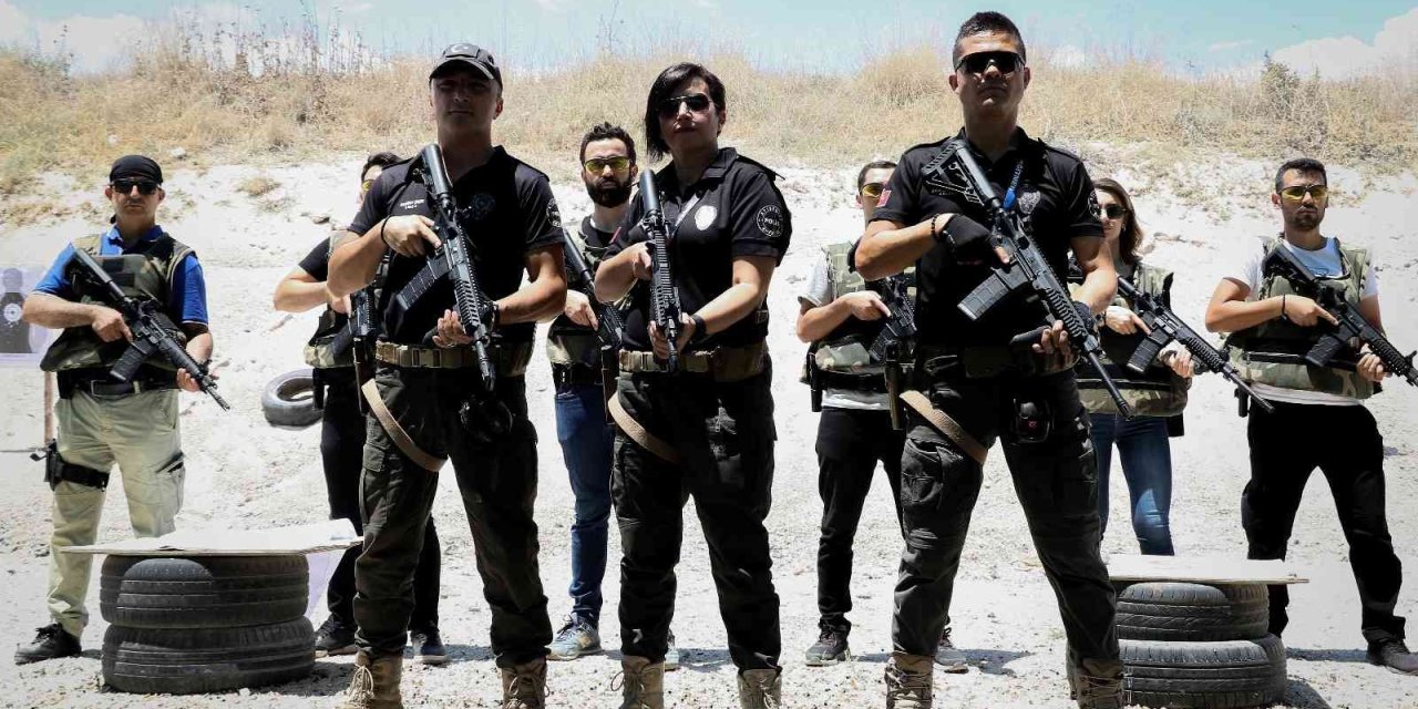 Polislerin ‘Sarsılmaz’ Eğitimi Nefes Kesti