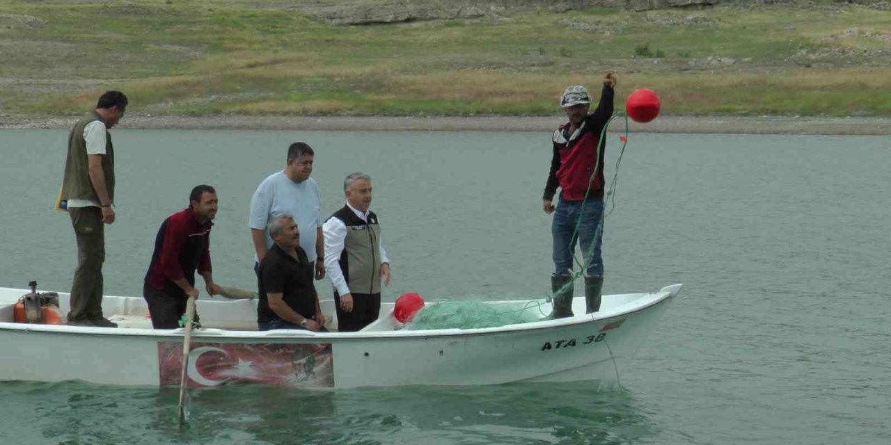 Kayseri’de Balıkçılar ’vira Bismillah’ Dedi