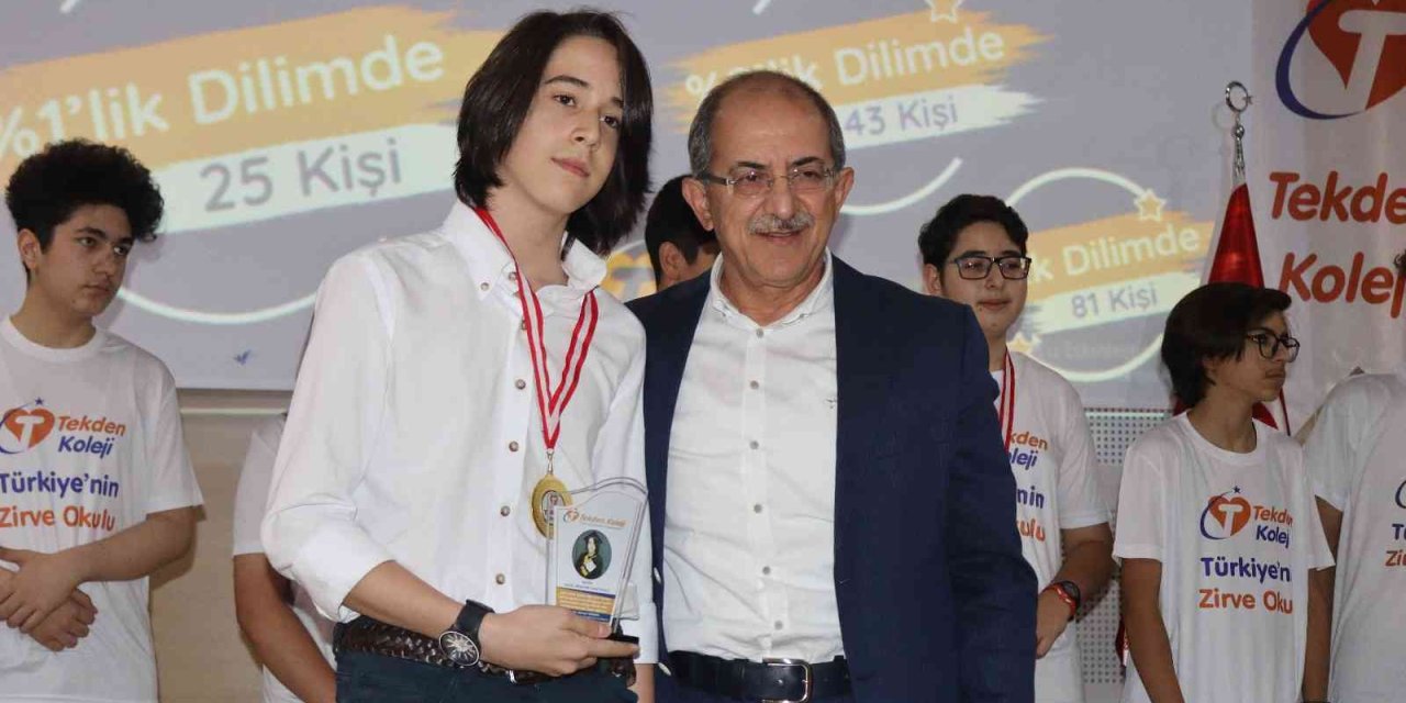 Tekden Ortaokulu Öğrencilerinden Lgs’de Büyük Başarı