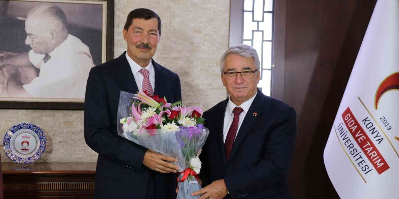 Konya Gıda Ve Tarım Üniversitesi Rektörlüğünde Devir Teslim Töreni Yapıldı