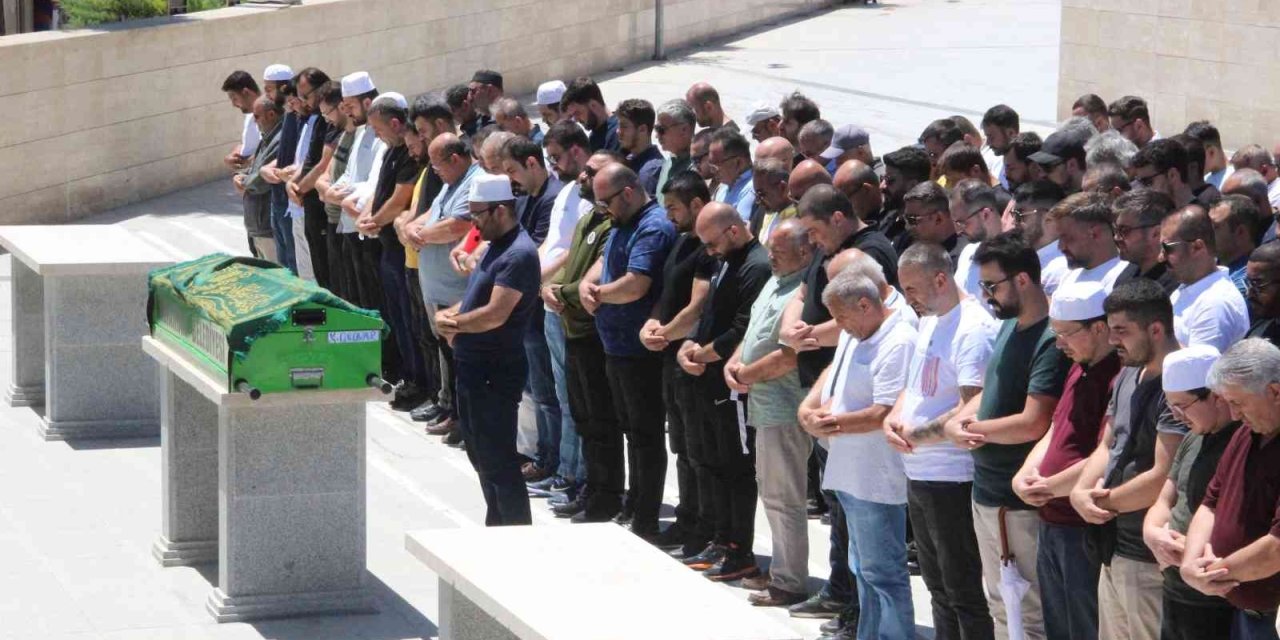 Karaman'da Vefat Eden Kuzey İçin Son Görev