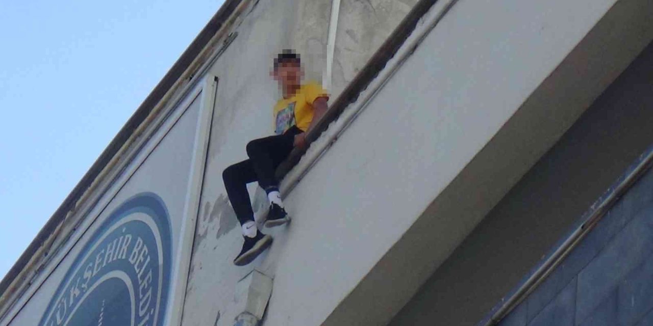 İntiharı Vatandaş Önledi