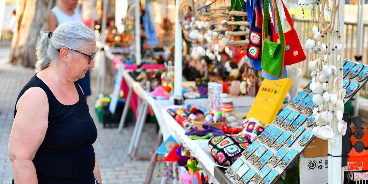 Üretici Kadın Stantları Bu Kez Erdemli’de Açıldı