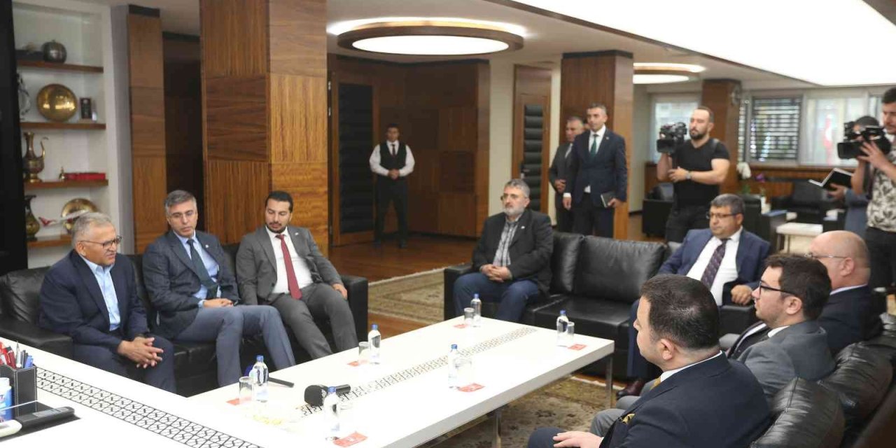 Başkan Büyükkılıç, Kayseri Osb’nin Yeni Yönetimini Ağırladı