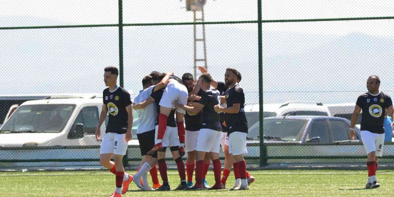 Kayseri 1. Amatör Küme Play-off: Makfit: 3- Kocasinan Gençlikspor: 1
