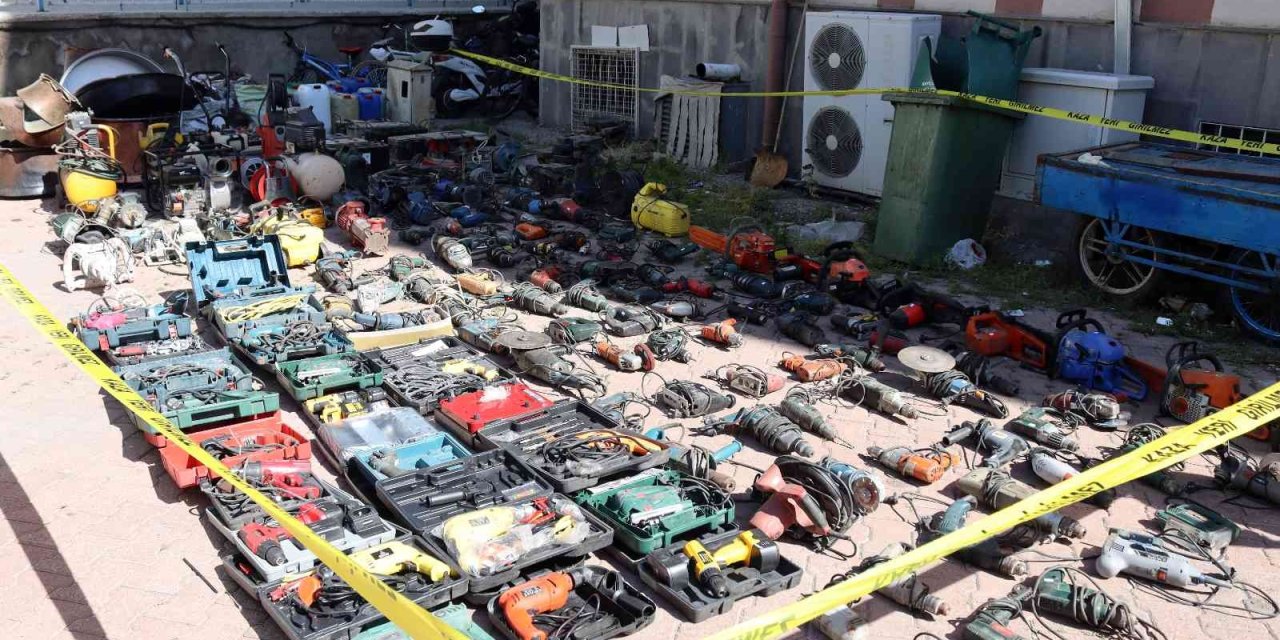 Çalıntı Malzemeler Hurdacıdan Çıktı