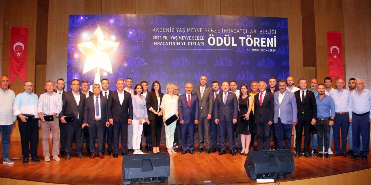 Yaş Meyve Sebze İhracatının Yıldızları Ödüllendirildi