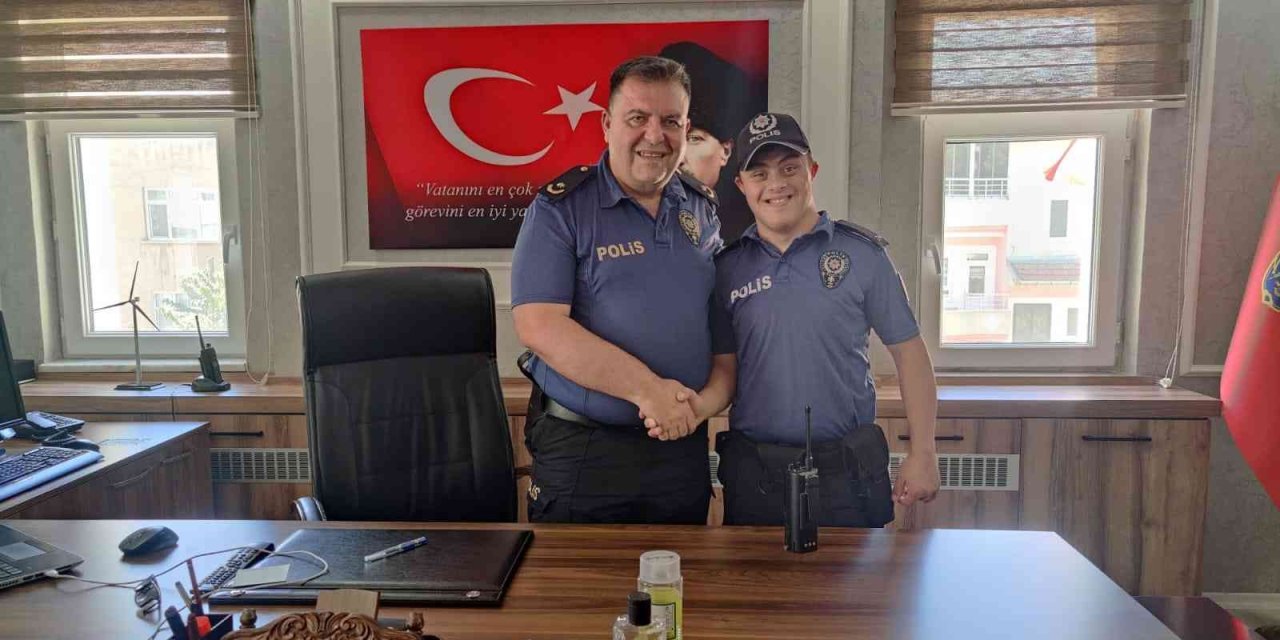 Kaymakam Eyyüpkoca’dan Down Sendromlu Safa’ya Büyük Jest