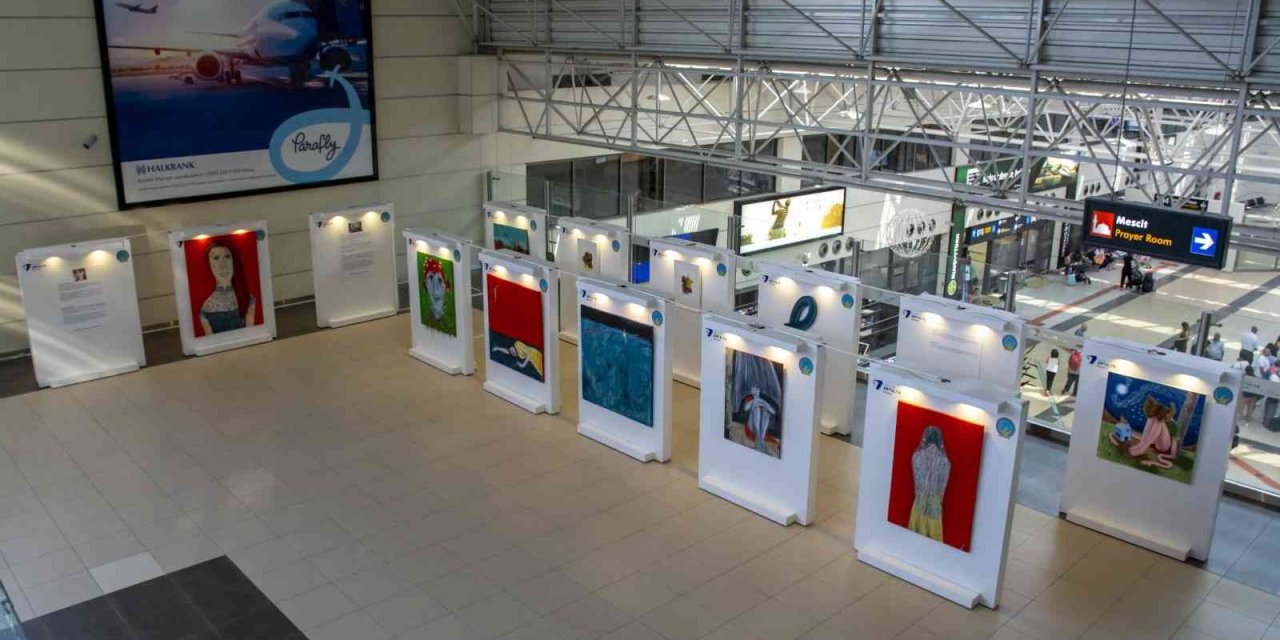 Havalimanı’nda Karma Sergi