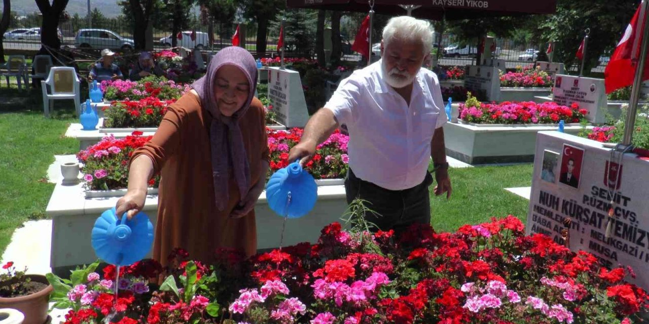 96 Yaşında Şehit Torununa Koştu