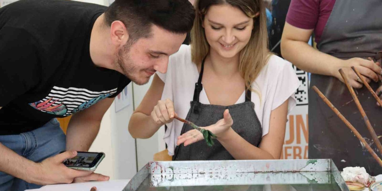 Kaymek’ten Kardeş Şehir Mostar’da Ebru Atölye Çalışması