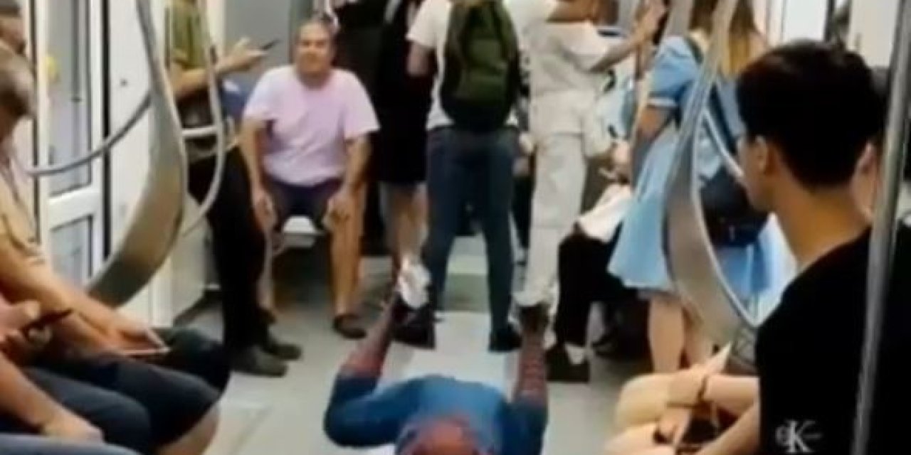 Antalya’da Acemi Örümcek Adam’ın Tramvaydaki Gösterisi Yolcuları Gülme Krizine Soktu