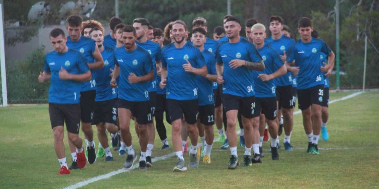 Serik Belediyespor Top Başı Yaptı