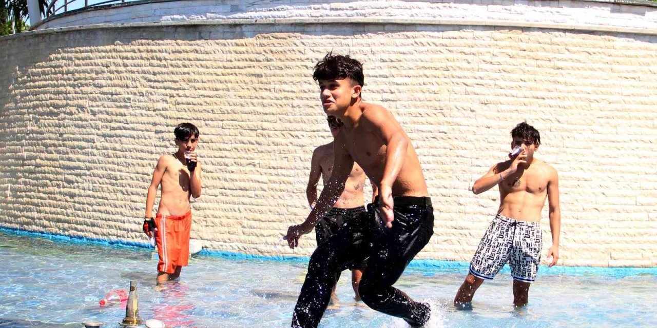 Çocukların Süs Havuzunda 5 Yıldızlı Otel Konseptinde Kıskandıran Eğlencesi