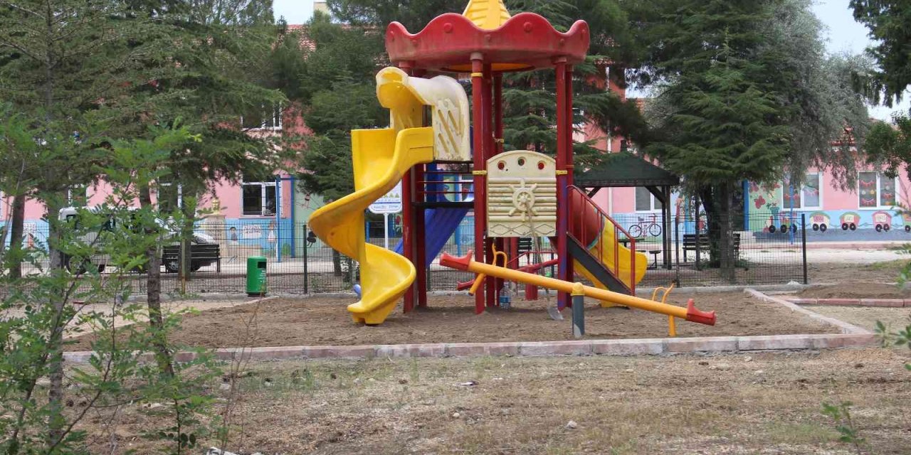 İlçelere Yeni Oyun Parkları Kazandırılıyor