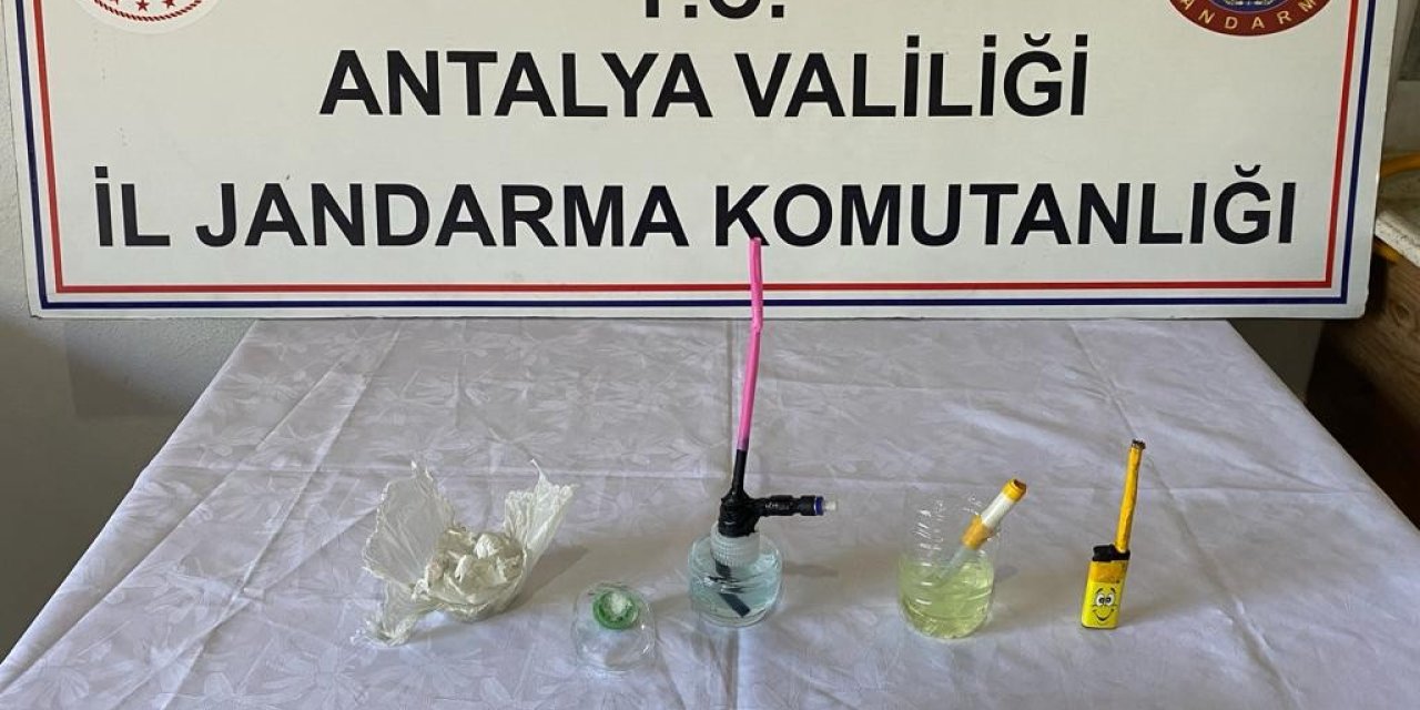 Antalya’ya Tırda Getirilen Uyuşturucu Varan’a Takıldı