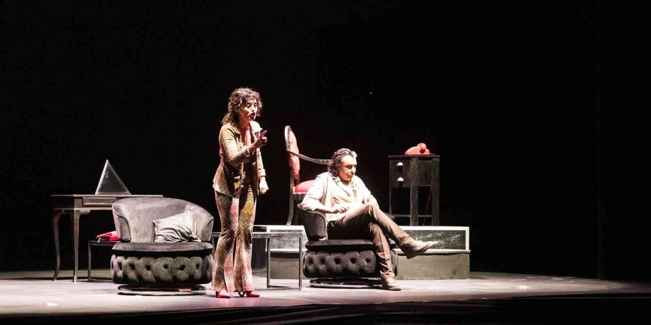 Mersin Büyükşehir Belediyesi Şehir Tiyatrosu Expo 2021 Hatay Tiyatro Festivaline Katıldı