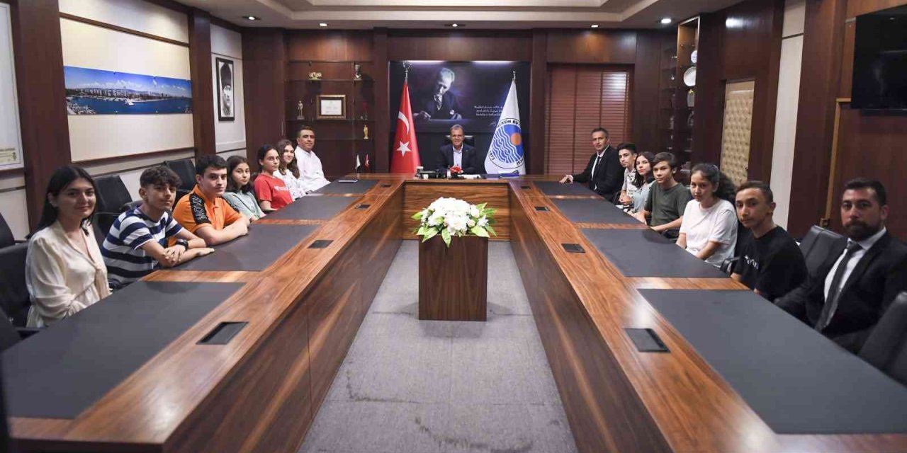 Başkan Seçer: "mersin’in Bir Öğrenci Kenti Olmasını İstiyoruz"