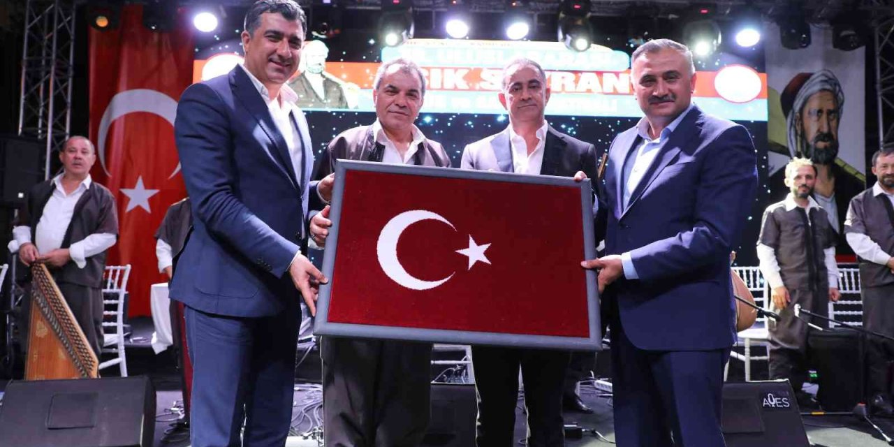 38. Uluslararası Aşık Seyrani Kültür Ve Sanat Festivali Tüm Coşkusuyla Devam Ediyor