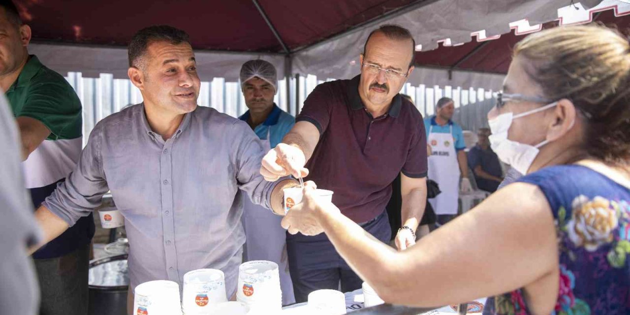Alanya’da Geleneksel Aşure Etkinliği