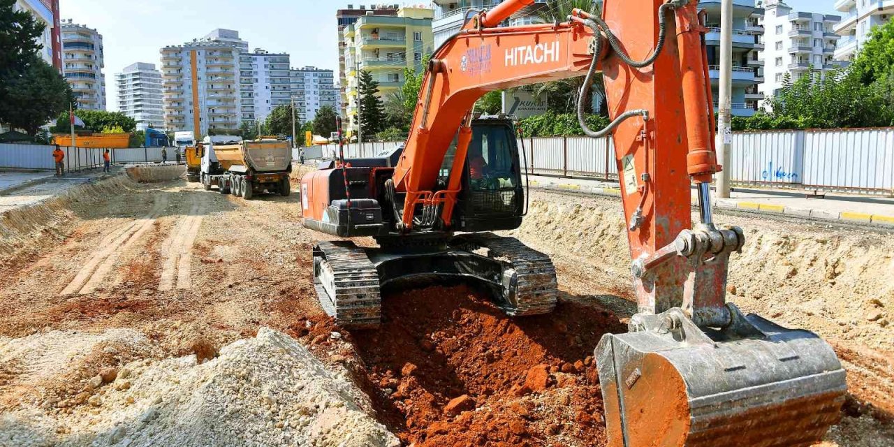 Mersin’de Trafiği Rahatlatacak Alt Geçit Çalışmalarına Başlandı