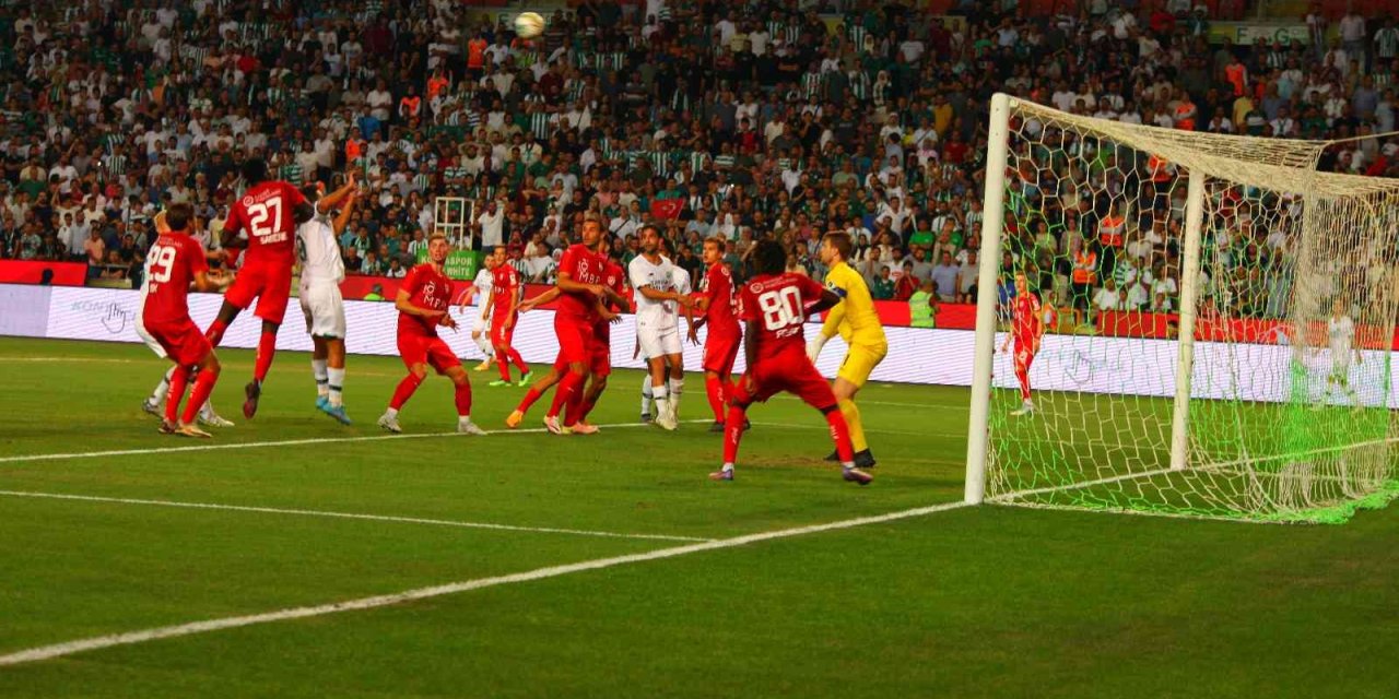 Uefa Konferans Ligi: Konyaspor: 1 - Vaduz: 2 (ilk Yarı)