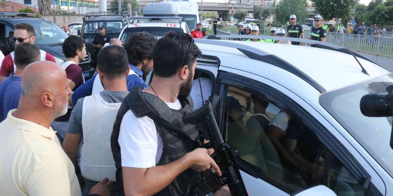 Banka Müdürünü Rehin Alan Şahsın Yüklü Miktarda Borcu Varmış