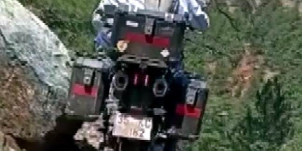 Motosiklet Uçuruma Böyle Yuvarlandı