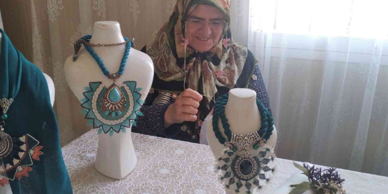 Mersin’de İğne Oyaları Görücüye Çıkıyor