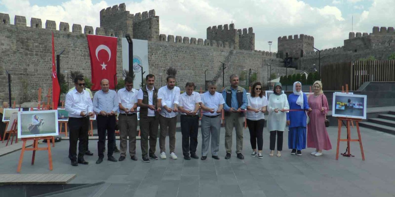 Kayseri’de 12. Tarım Ve İnsan Fotoğraf Sergisi Açıldı