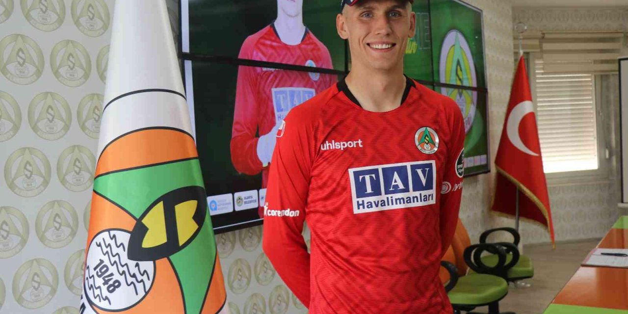 Alanyaspor, Arsenal’dan Runarsson’u Kiraladı
