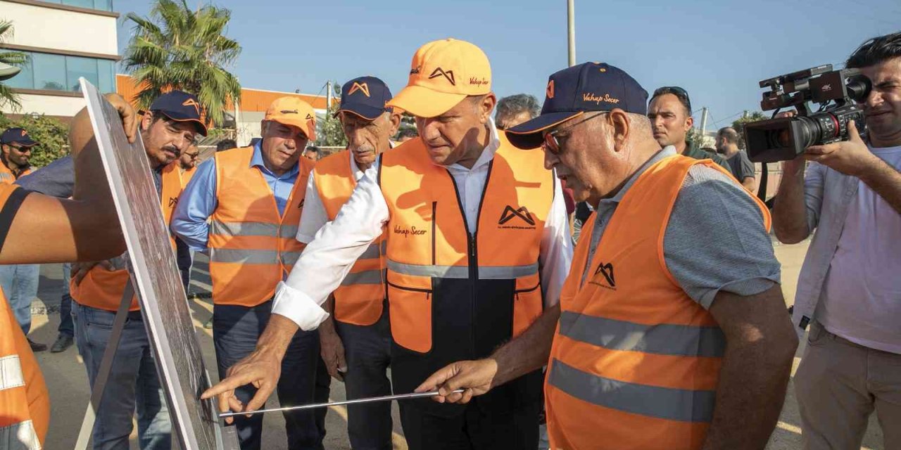 Mersin’de Asfalt Çalışmaları Sürüyor