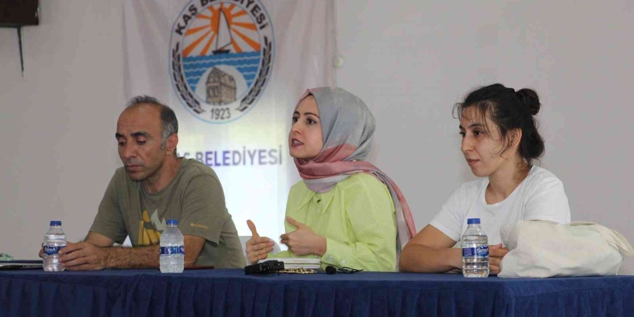 Kaş’ta Seracılık Kursu Açıldı