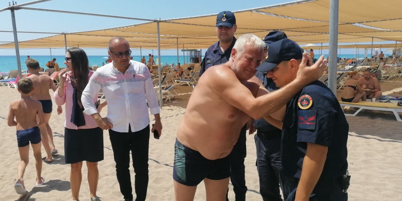 Kaybolan Torununa Kavuşan Rus Dede, Gözyaşlarına Boğuldu