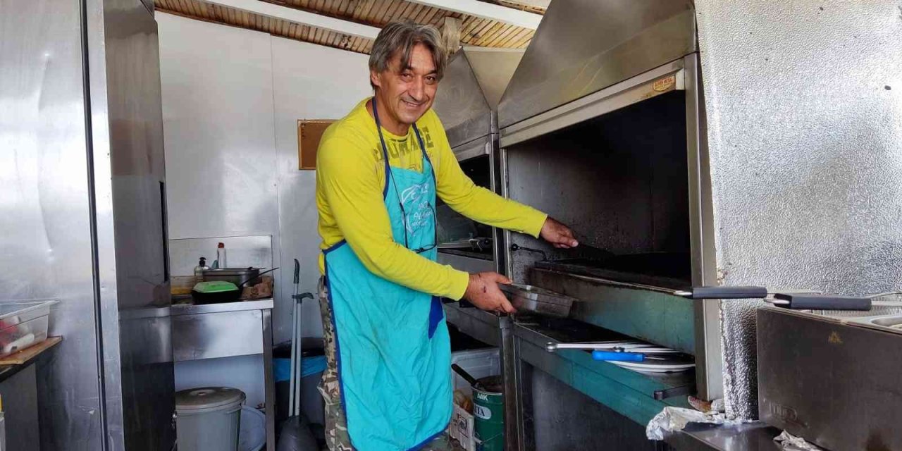 Hollywood Yıldızlarına Eğitim Veren ‘sifu’, Köyünde Alabalık Tesisi Açtı