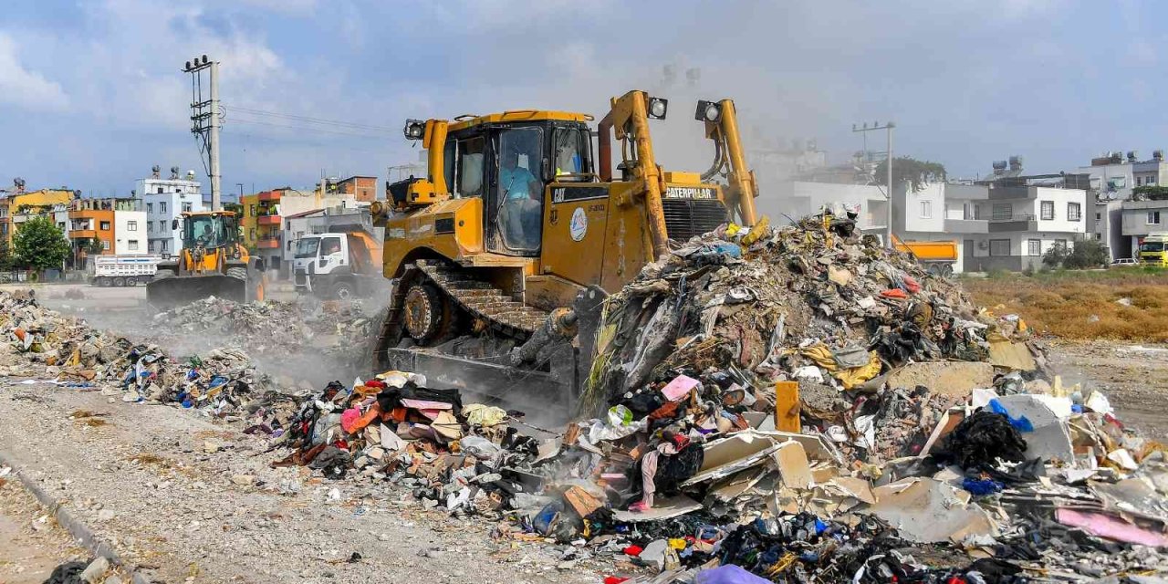 Mersin’de Kaçak Hafriyatlar Temizlendi