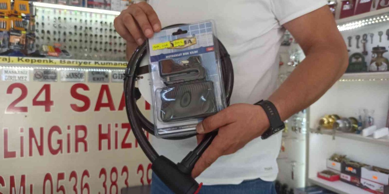 İyi Kilit Motosiklet Hırsızlıklarının Önüne Geçer