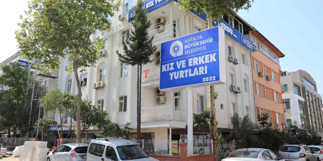 Büyükşehirden Üniversite Öğrencilerine Yurt Desteği