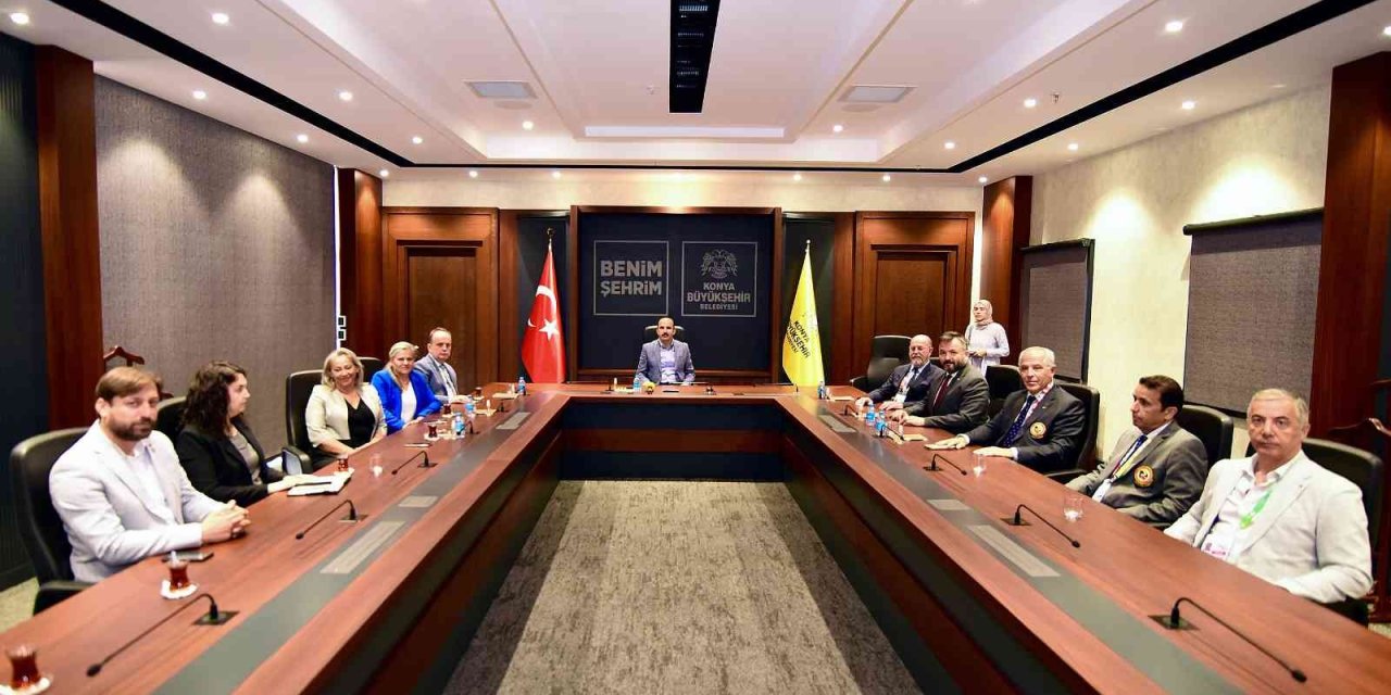 Dünya Karate Federasyonu Başkanı Espinos Başkan Altay’la Buluştu