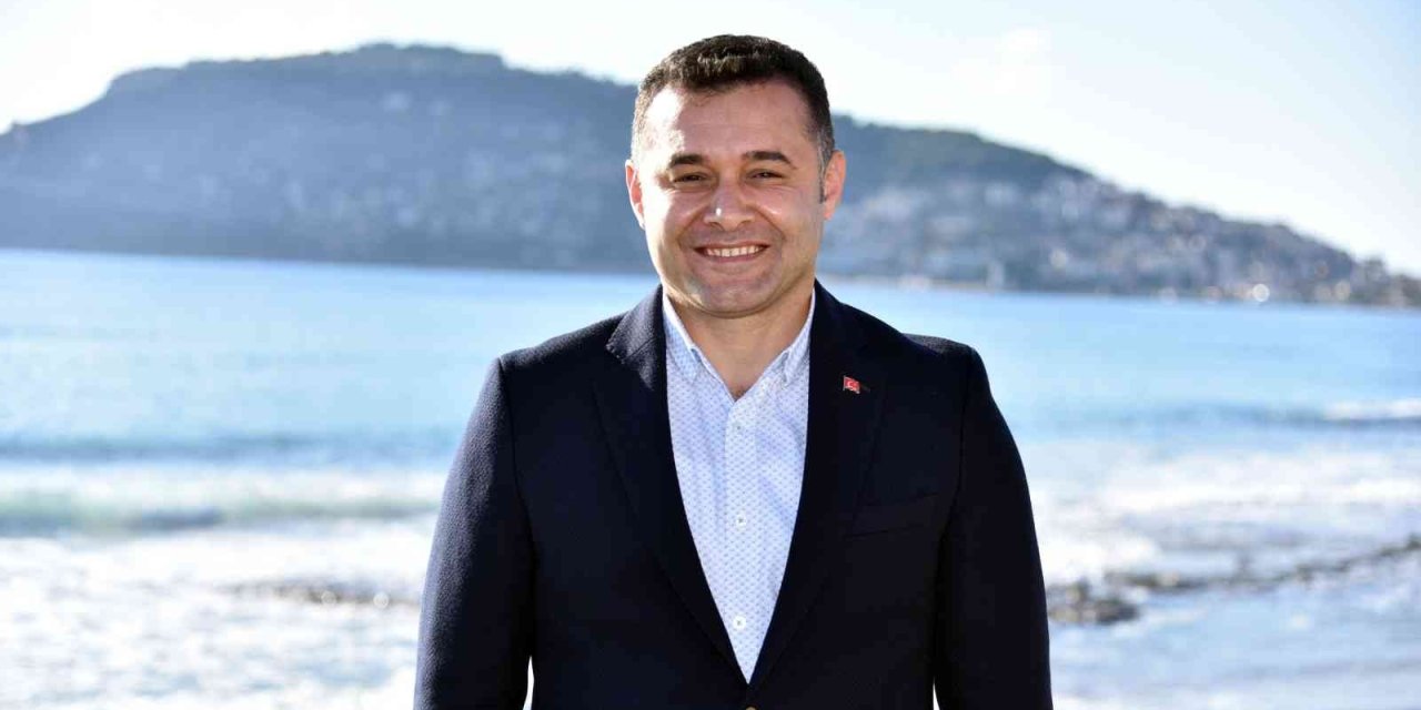 Başkan Yücel’den Ferhat Göçer Konserine Davet