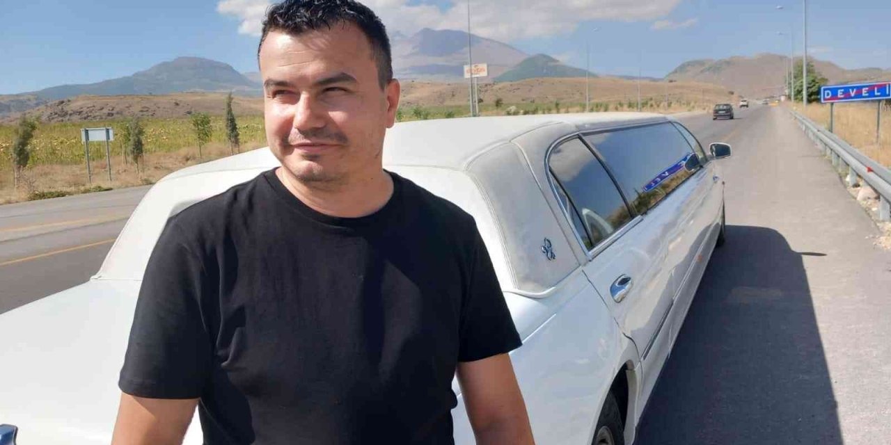 Limuzin İle Paris’ten Memleketine Geldi