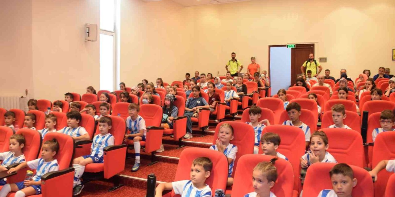 Anadolu Üniversitesi “koşar Adım Lösev” Projesi İçin Koşacak