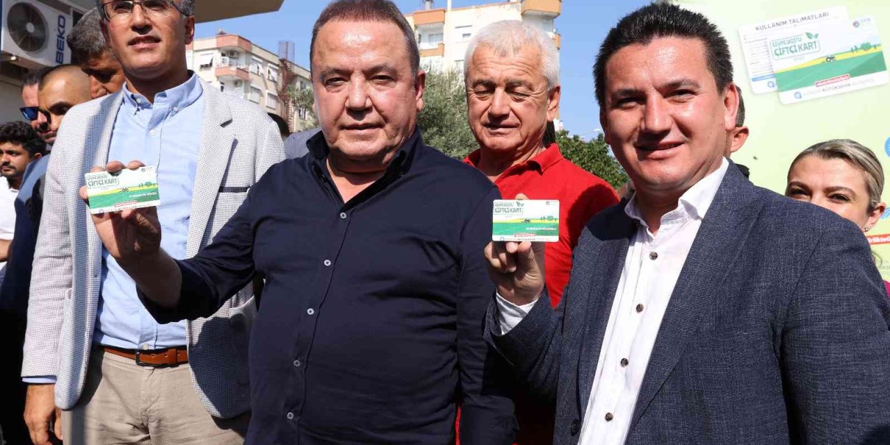 Başkan Böcek, Çiftçi Kartı Projesini Tanıttı