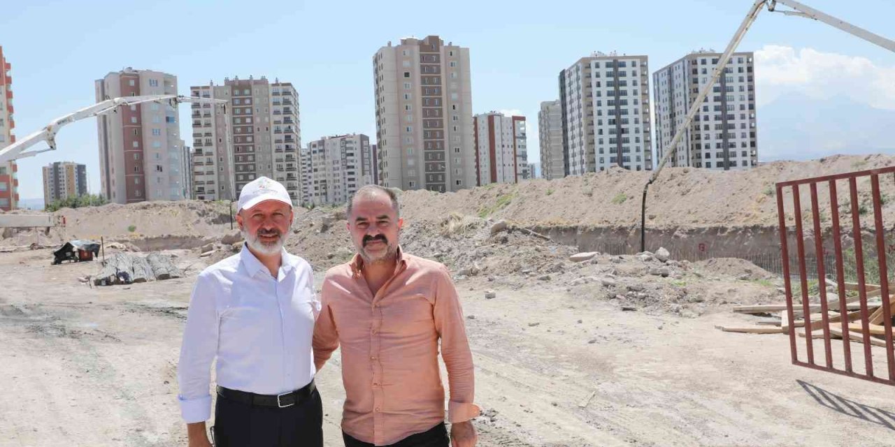 Başkan Çolakbayrakdar: "ilçemizin Geleceği İçin Çalışıyoruz"