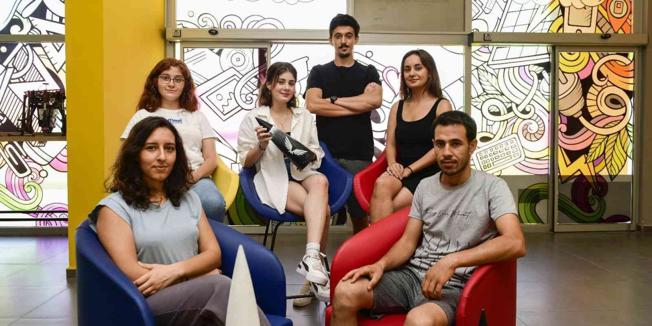 Genç Mühendisler Assim’de Roket Tasarlıyor