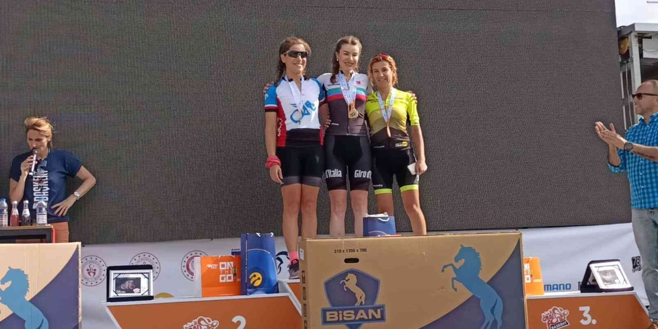 Sporcu Özlem Sakarya Ankara’da Birinci Oldu