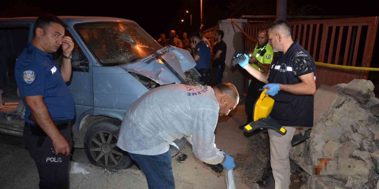 Kamyonetin Çarptığı Yaya Hayatını Kaybetti